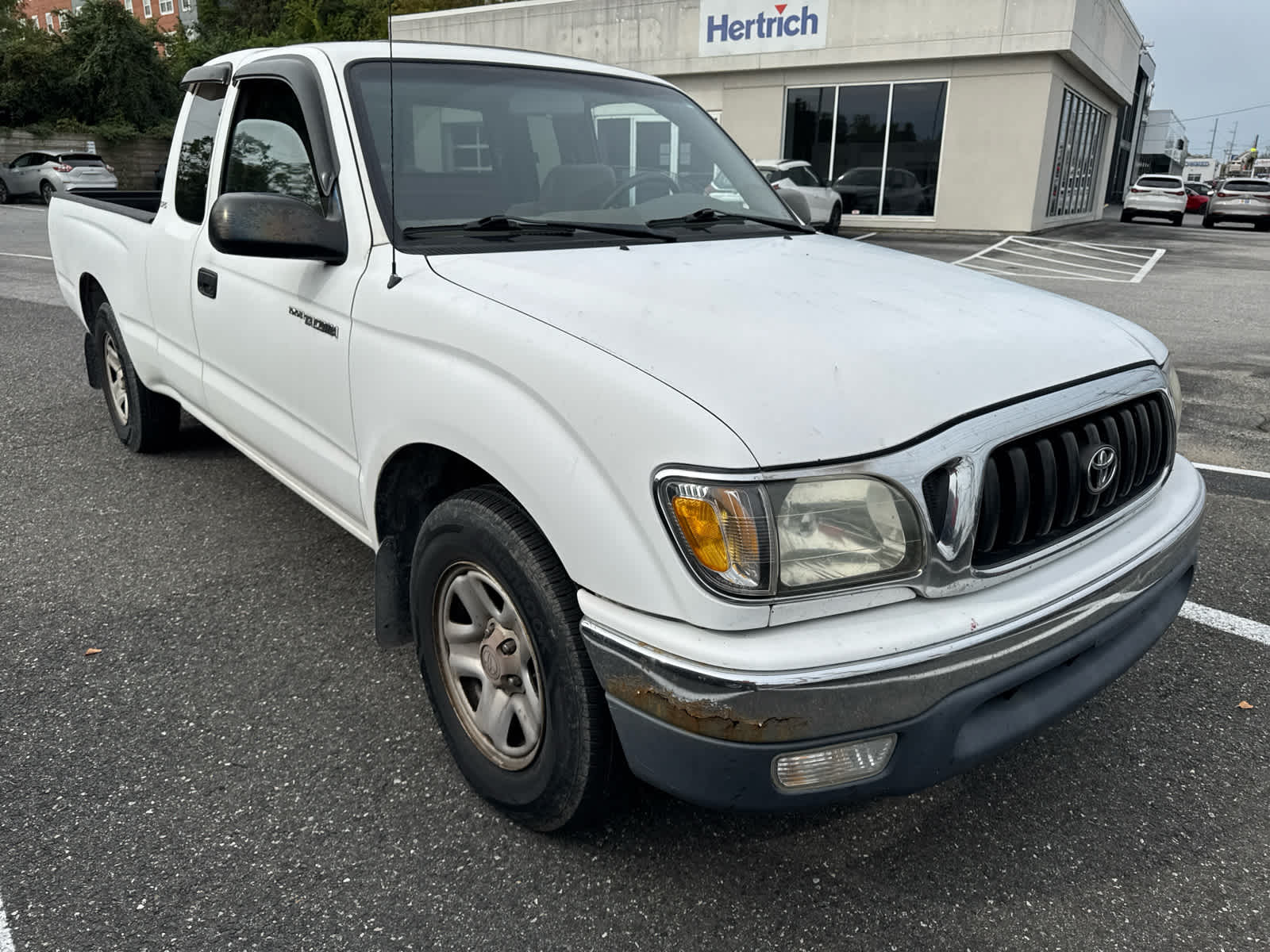 2001 Toyota Tacoma XtraCab photo 2
