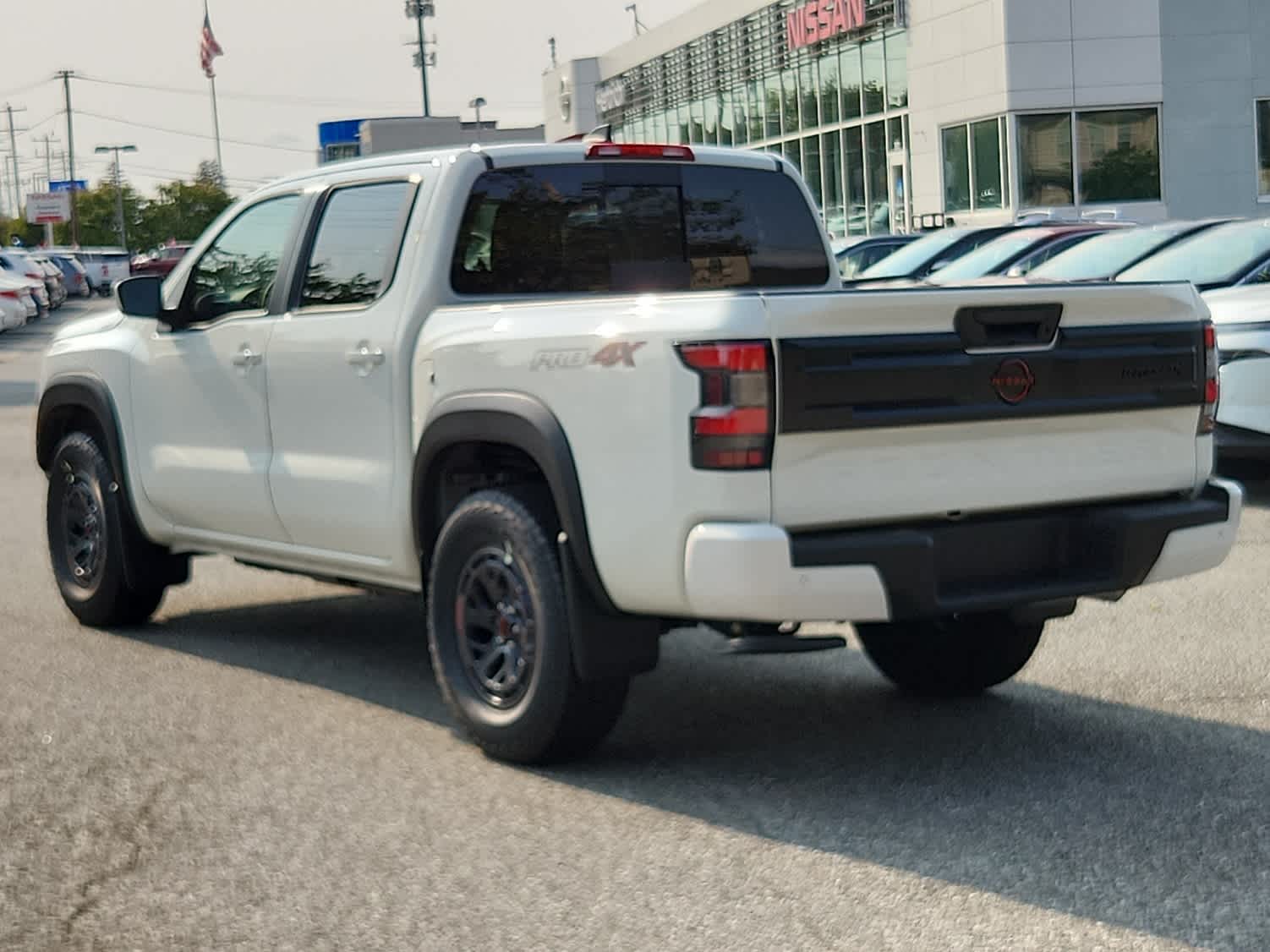 2025 Nissan Frontier PRO-4X photo 3