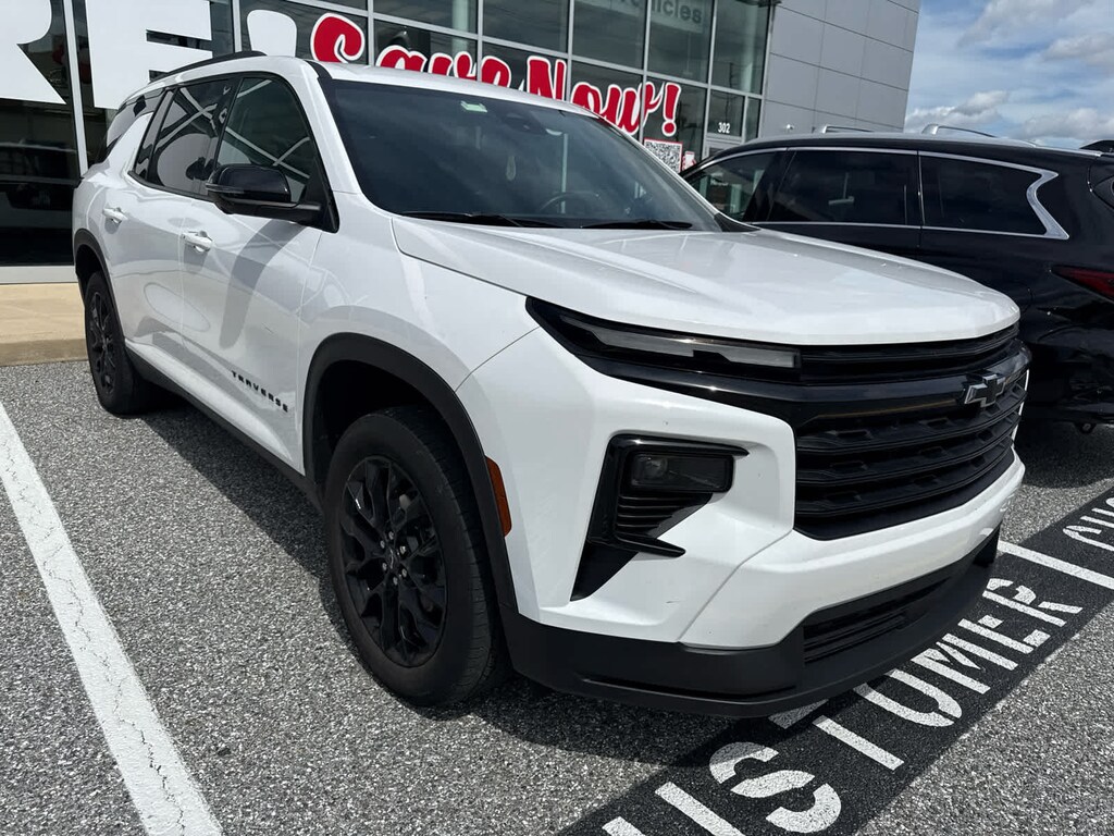 Certified 2024 Chevrolet Traverse AWD LT