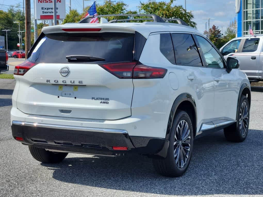 2026 Nissan Rogue Platinum photo 3