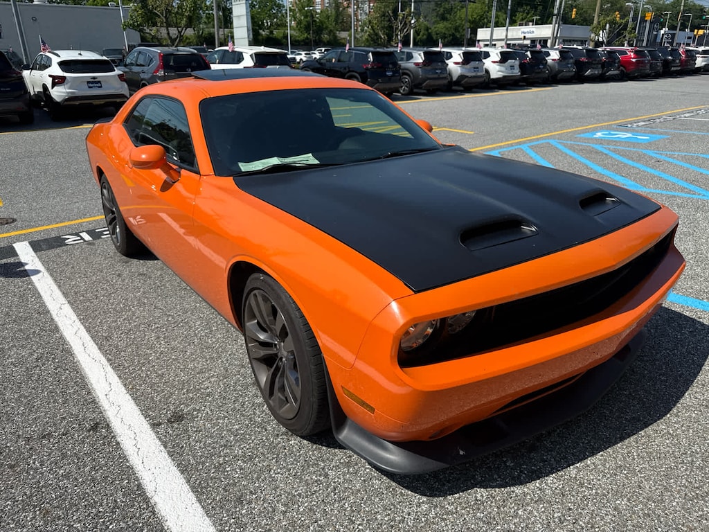 Used 2014 Dodge Challenger SRT8 Core Cpe