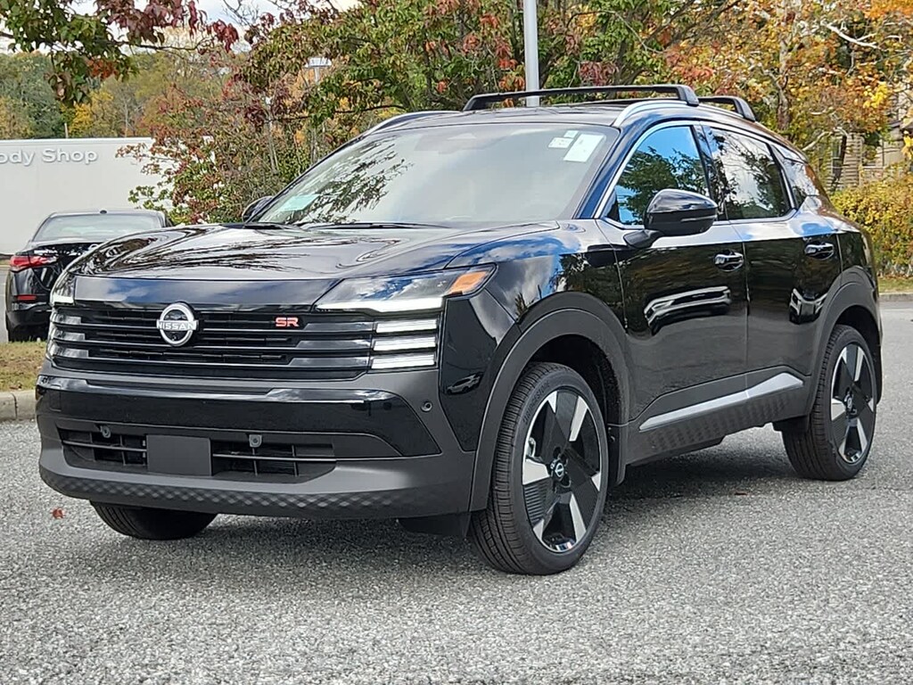New 2026 Nissan Kicks SR SUV