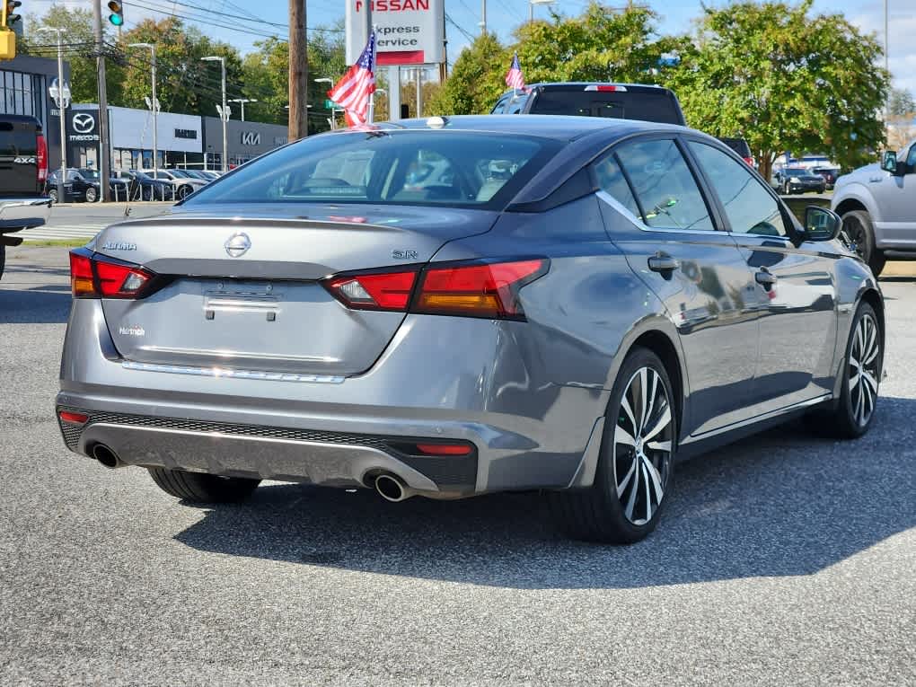 2022 Nissan Altima 2.5 SR photo 3
