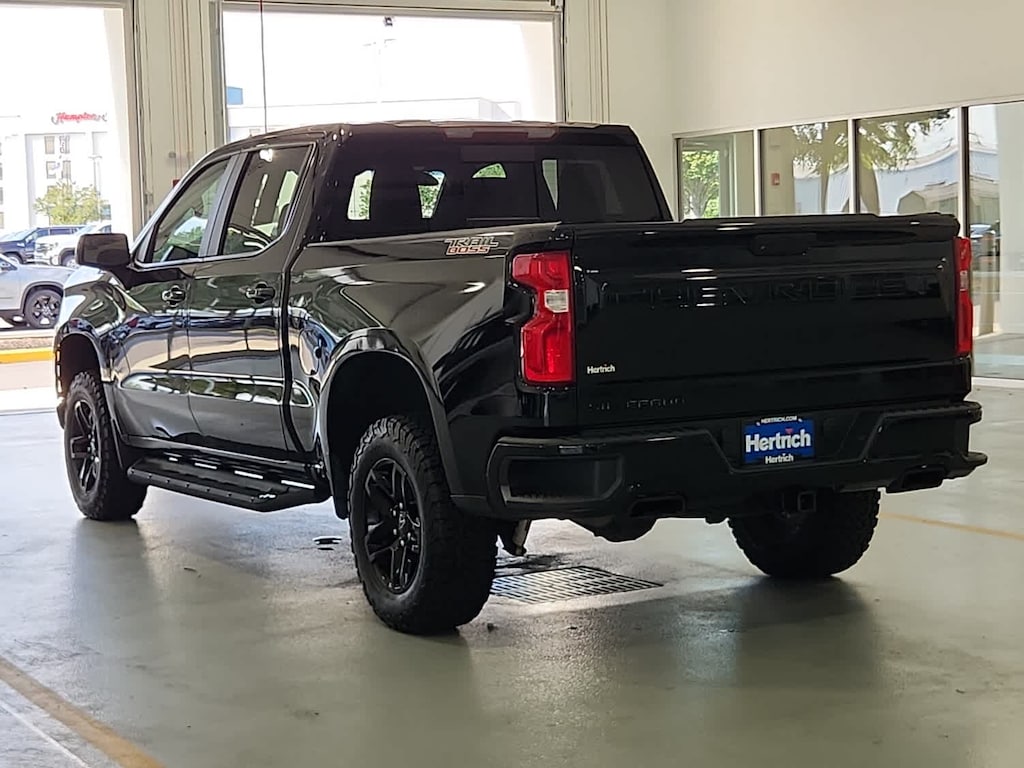 Used 2020 Chevrolet Silverado 1500 LT Trail Boss 4WD Crew Cab 147 4WD Crew Cab 147