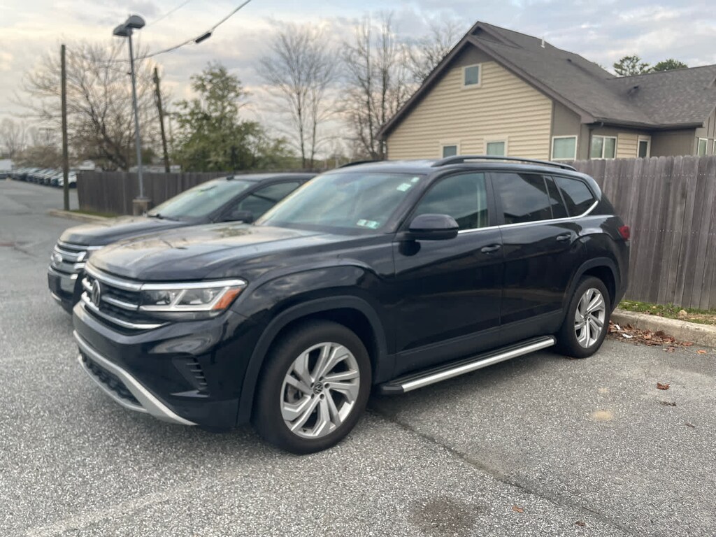 Used 2023 Volkswagen Atlas 3.6L V6 SE w/Technology 4MOTION