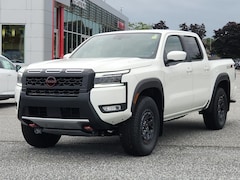 2025 Nissan Frontier PRO-4X Truck Crew Cab