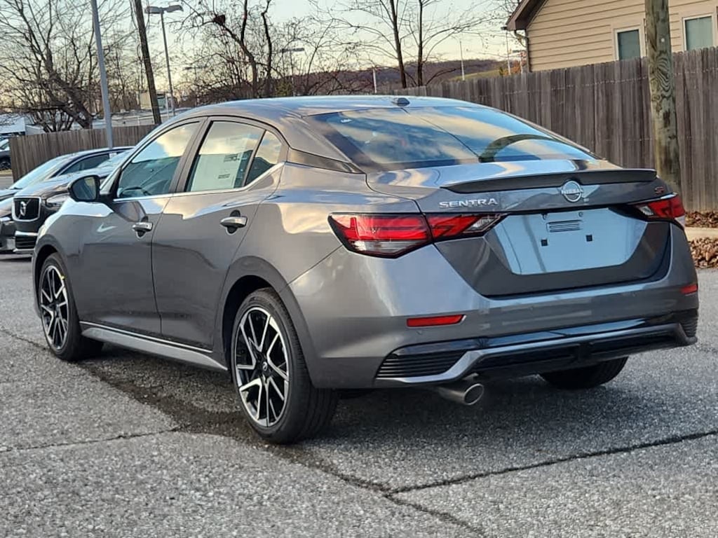 New 2025 Nissan Sentra SR Sedan