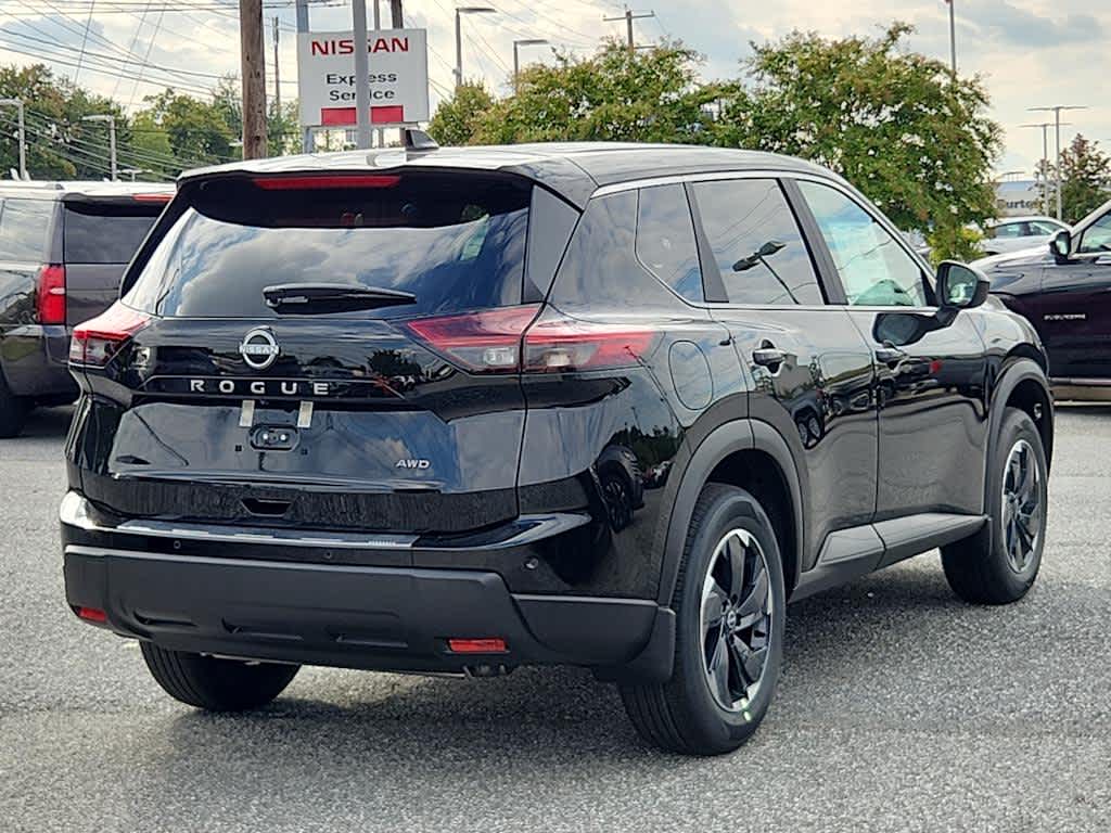 2026 Nissan Rogue SV photo 3