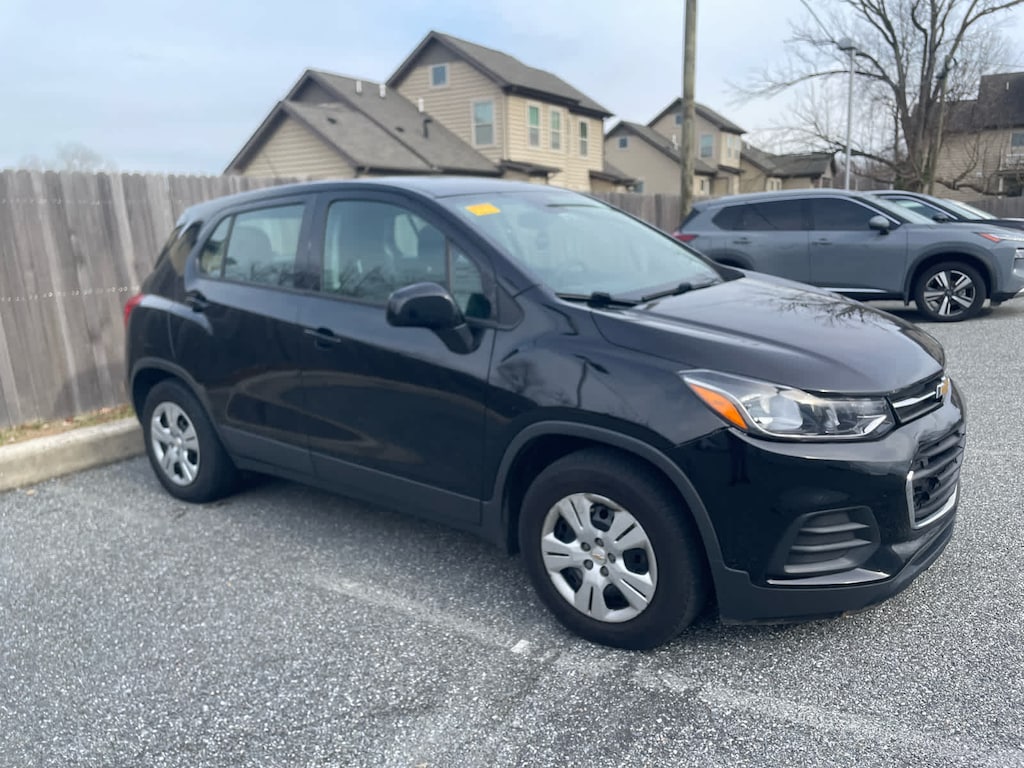 Used 2018 Chevrolet Trax LS FWD