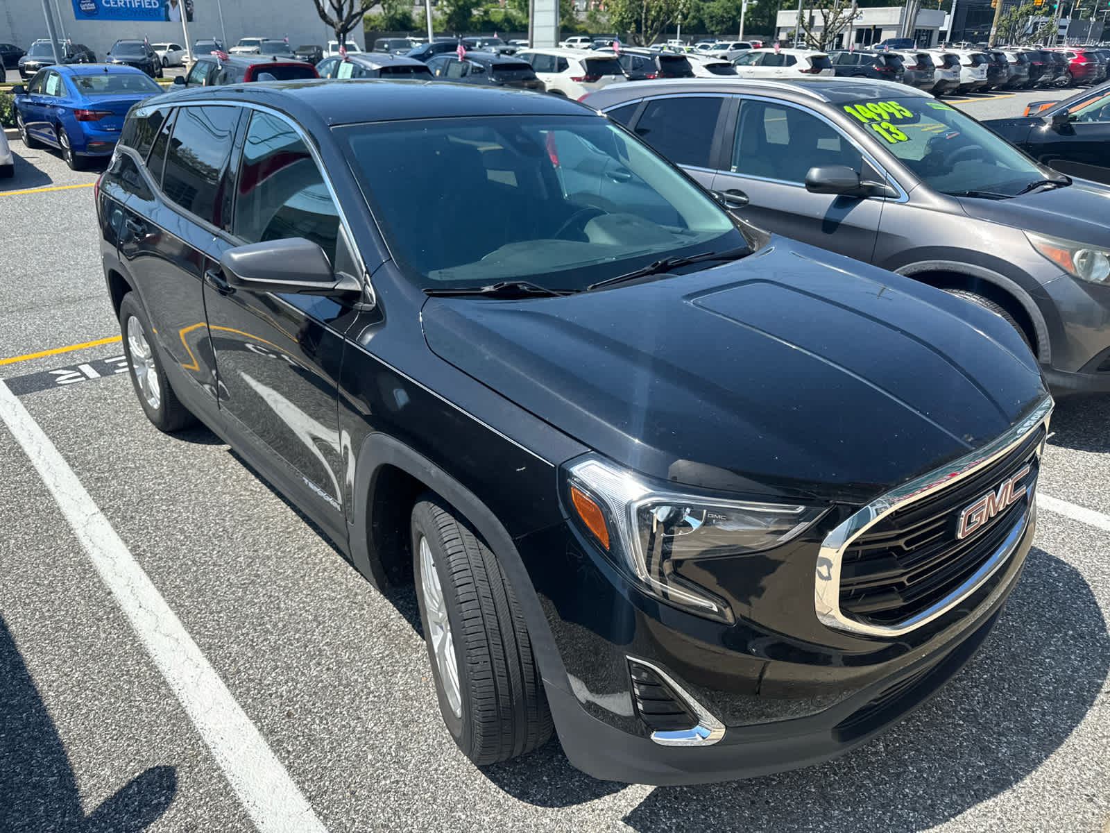 View vehicle photo 3