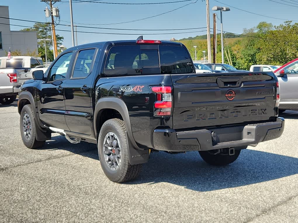 2025 Nissan Frontier PRO-4X photo 4