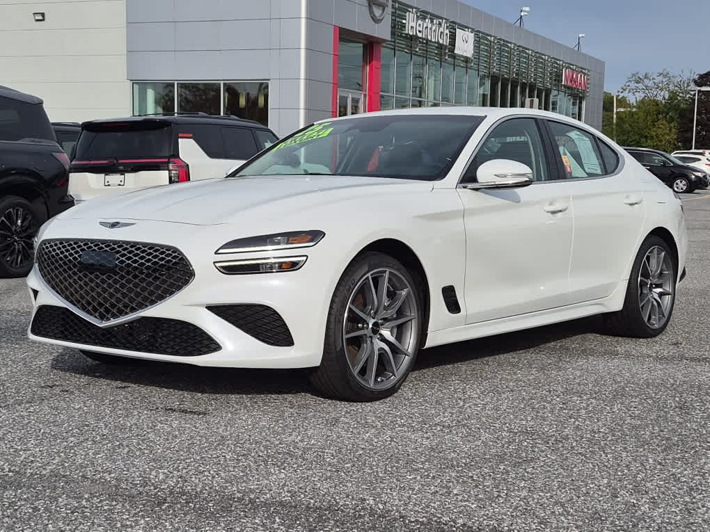 Uyuni White 2025 Genesis G70 Sedan Rear-Wheel Drive Automatic