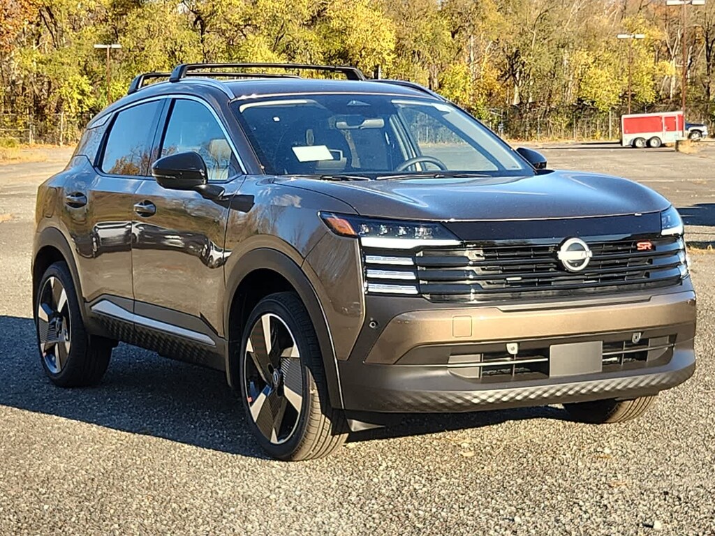 New 2026 Nissan Kicks SR SUV