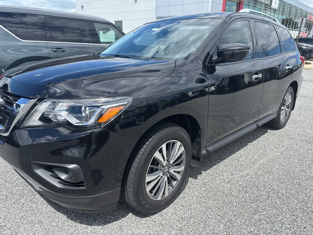 Used 2020 Nissan Pathfinder S 4x4