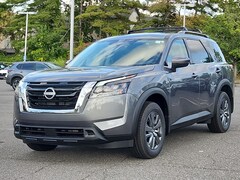 2025 Nissan Pathfinder SV SUV