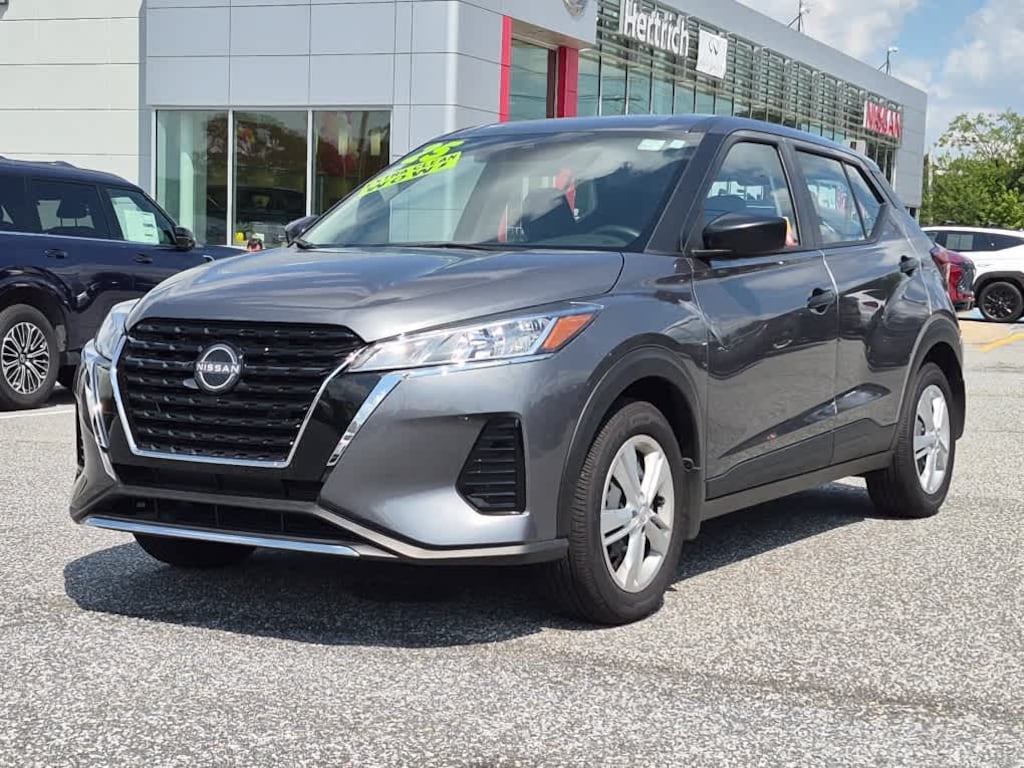 Certified 2025 Nissan Kicks Play S FWD