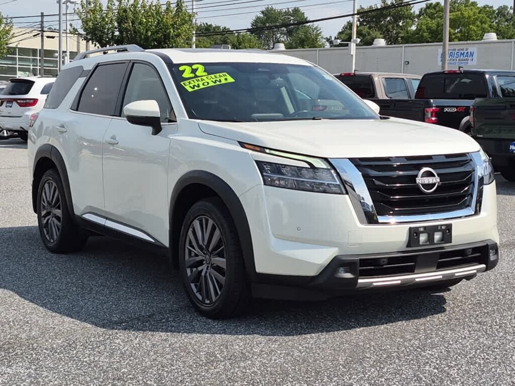 Certified 2022 Nissan Pathfinder Platinum 4WD