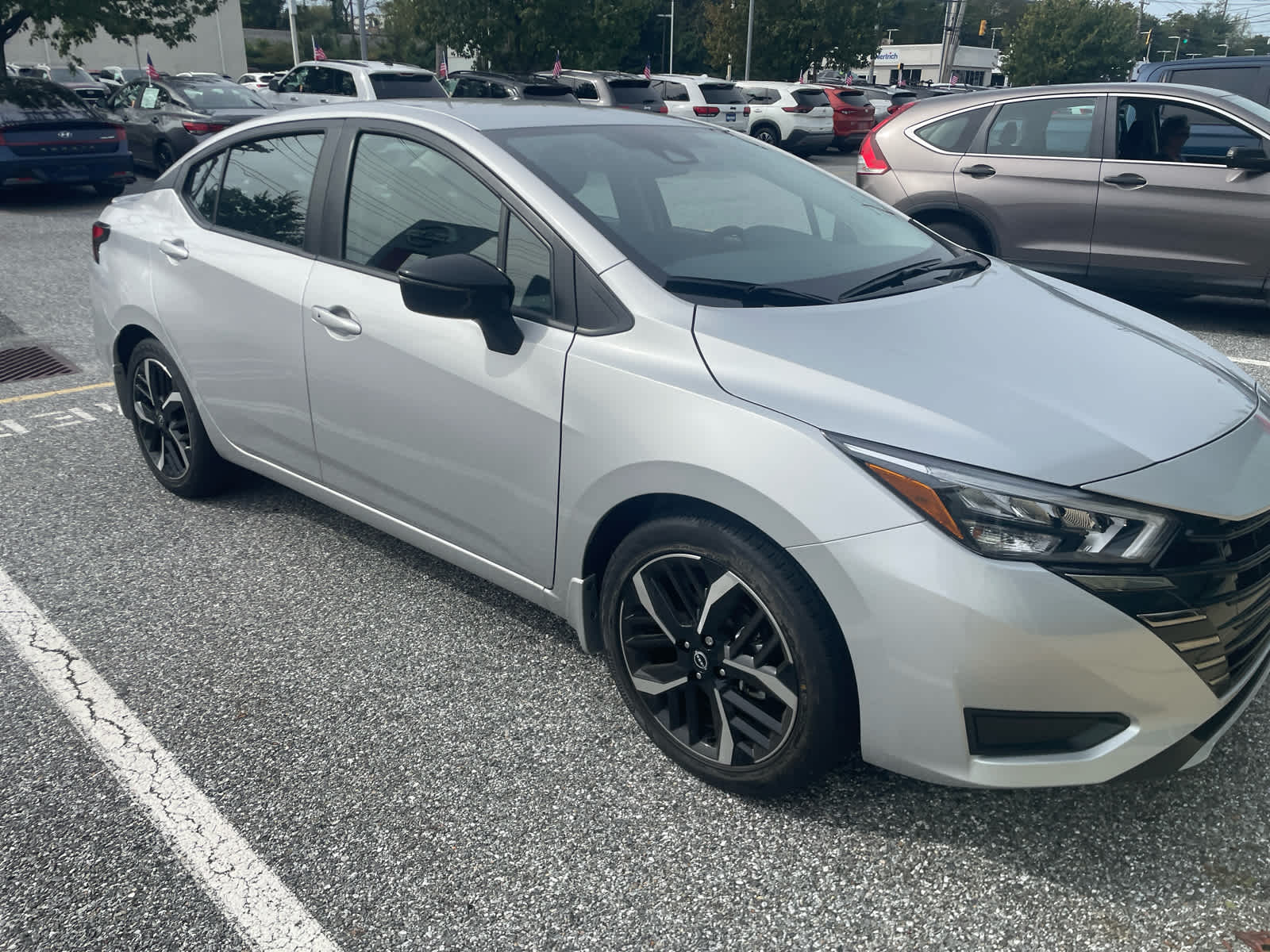 2025 Nissan Versa SR photo 2