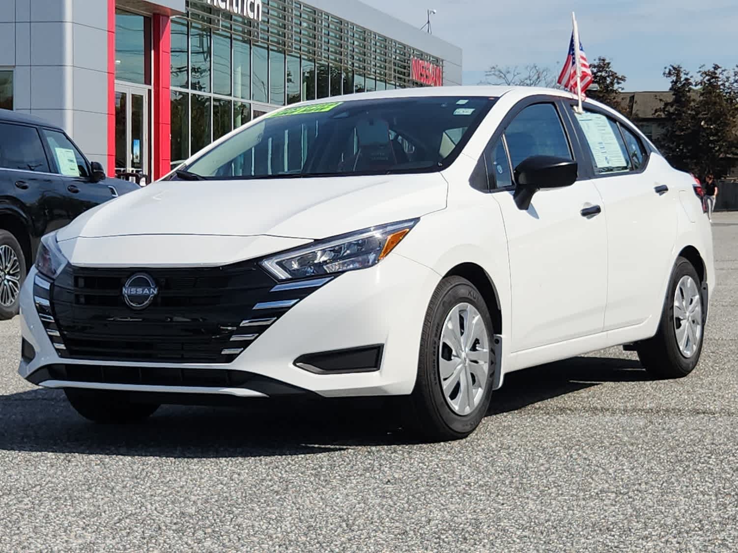 2025 Nissan Versa S photo 4