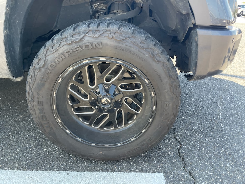 Used 2017 Toyota Tundra Platinum Crewmax 5.5 Bed 5.7L (SE) CrewMax 5.5 Bed 5.7L (SE)