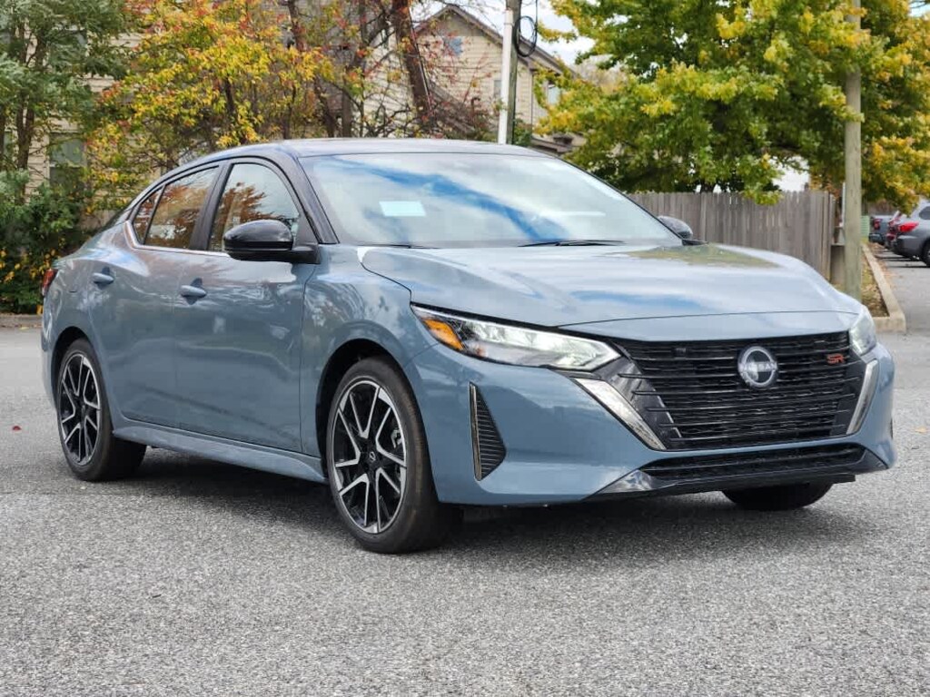 New 2025 Nissan Sentra SR Sedan