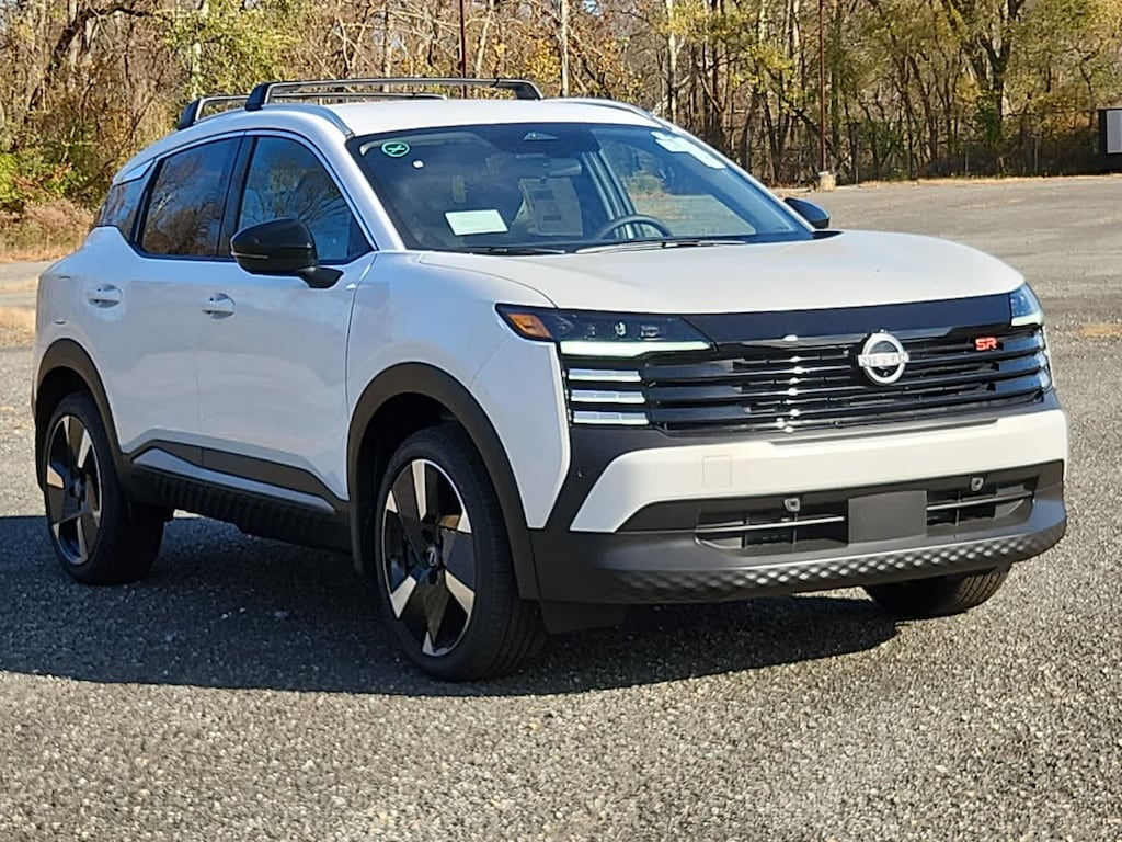 New 2026 Nissan Kicks SR SUV