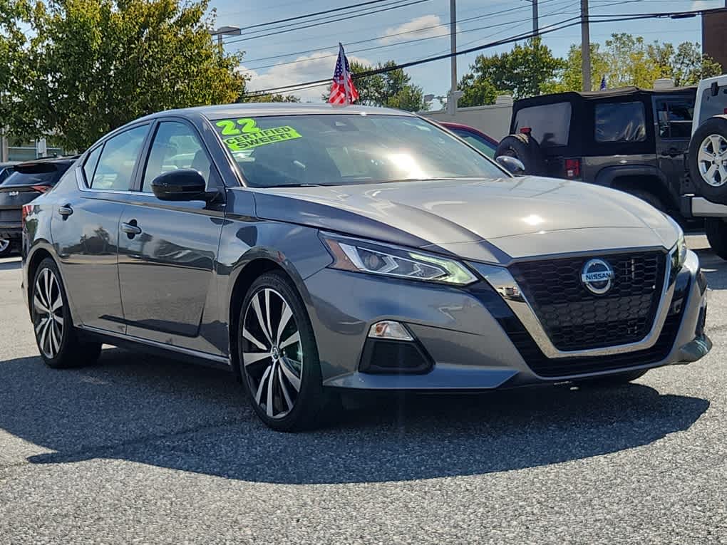 2022 Nissan Altima 2.5 SR photo 2