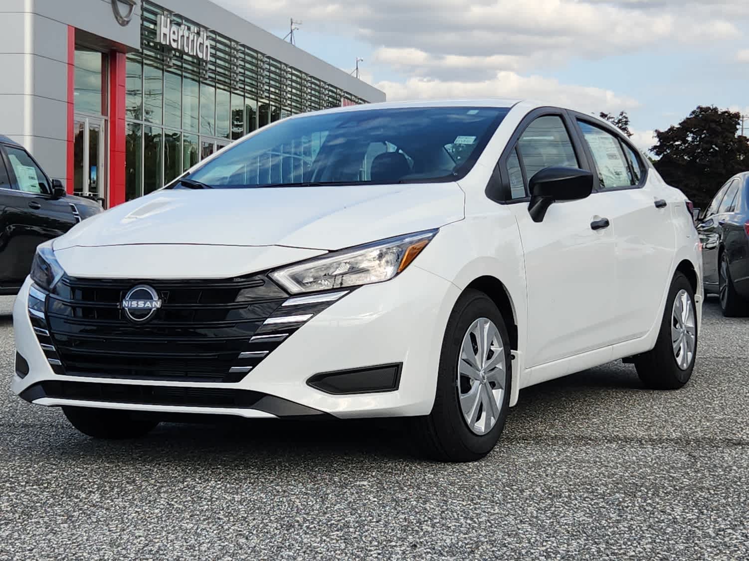 2025 Nissan Versa Sedan