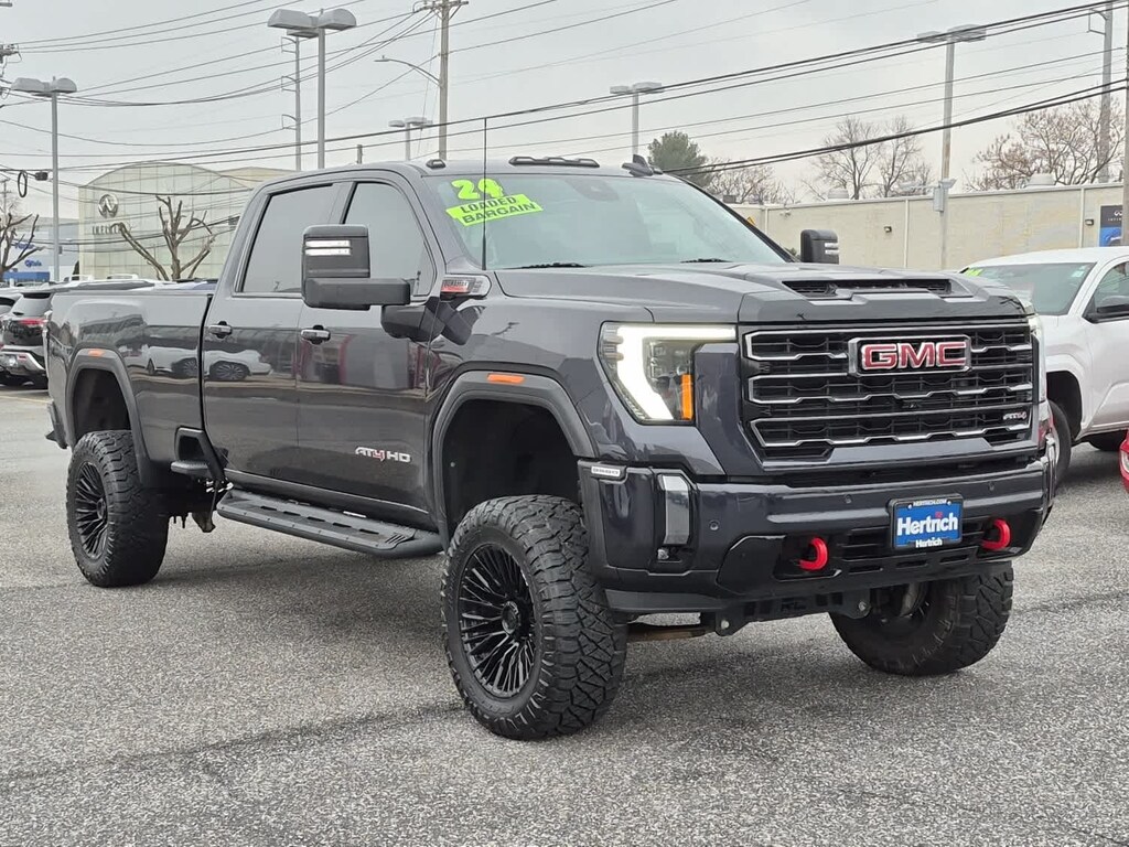 Used 2024 GMC Sierra 3500HD AT4 4WD Crew Cab 159 4WD Crew Cab 159