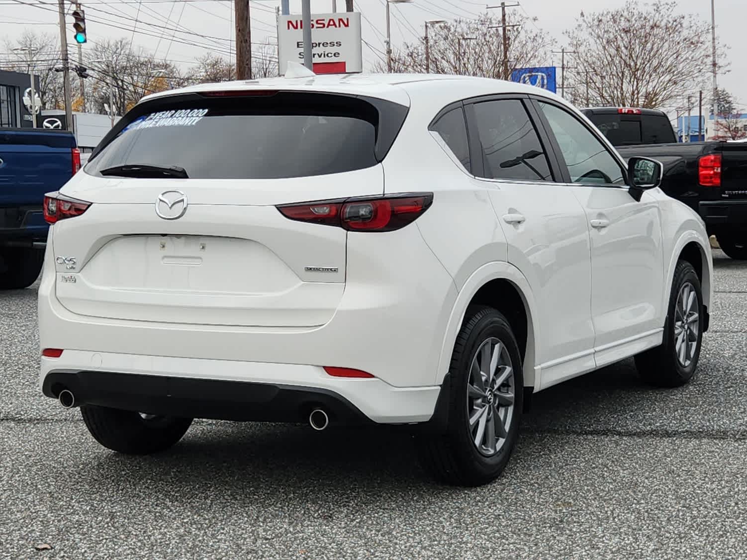2025 Mazda CX-5 2.5 S Preferred photo 3