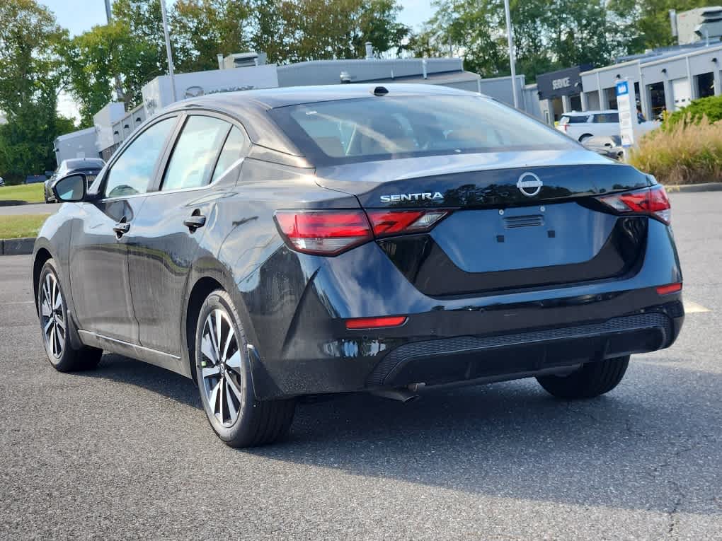 2025 Nissan Sentra SV photo 4