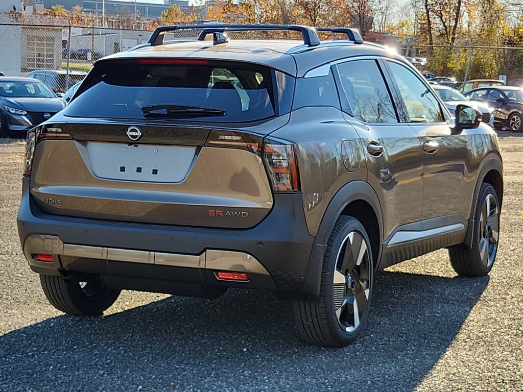 New 2026 Nissan Kicks SR SUV