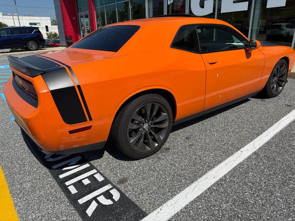 Used 2014 Dodge Challenger SRT8 Core Cpe