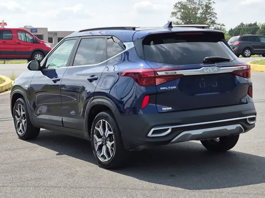 Used 2022 Kia Seltos EX IVT AWD