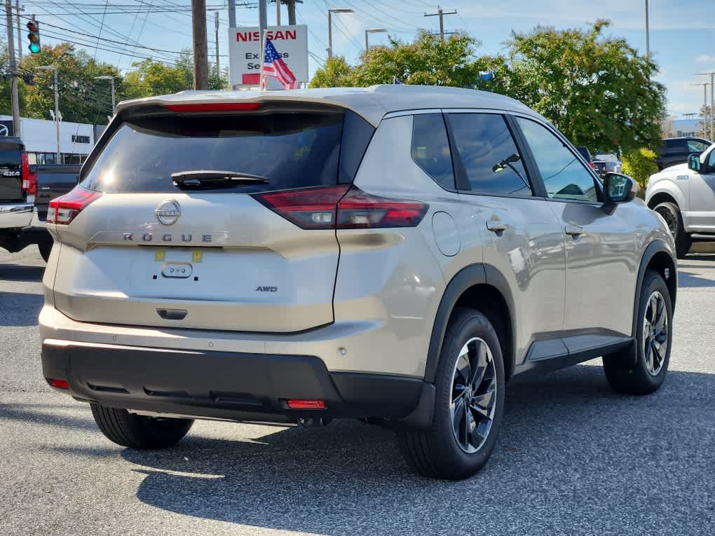 2026 Nissan Rogue SV photo 2