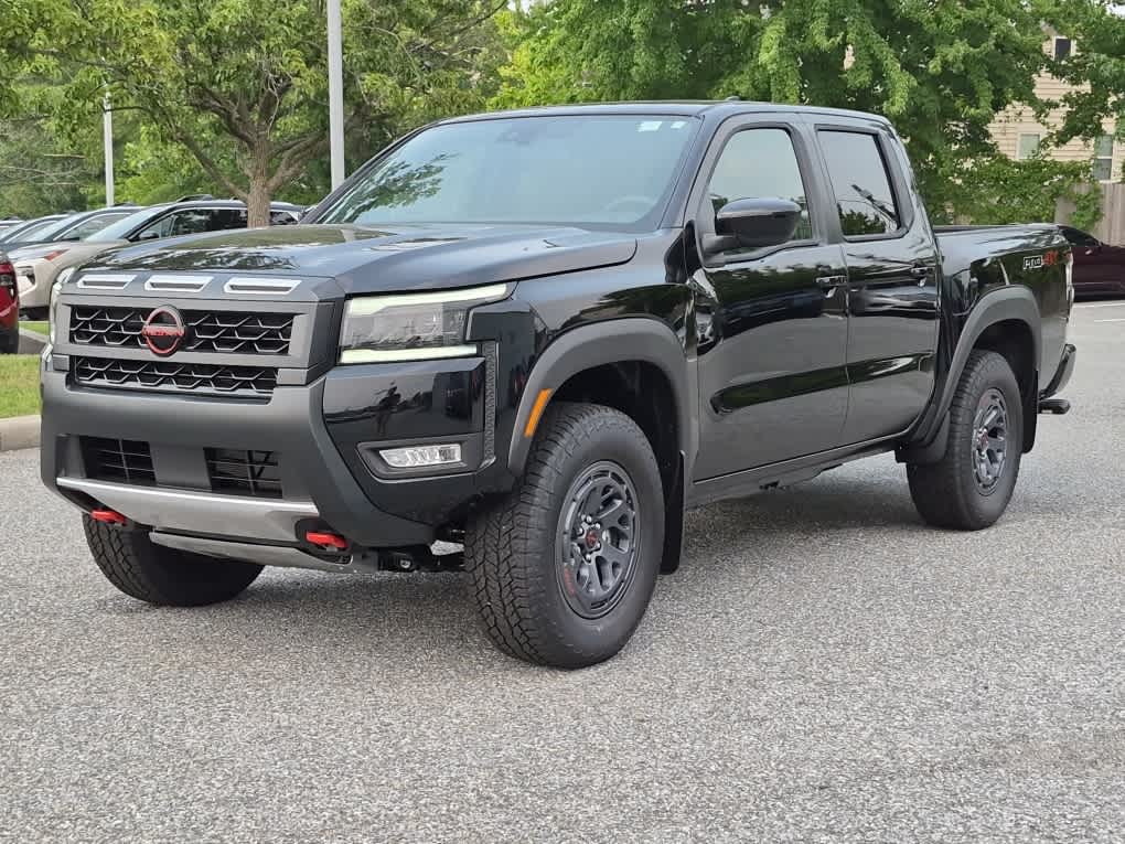 Super Black 2026 Nissan Frontier Pickup Truck Four-Wheel Drive Automatic