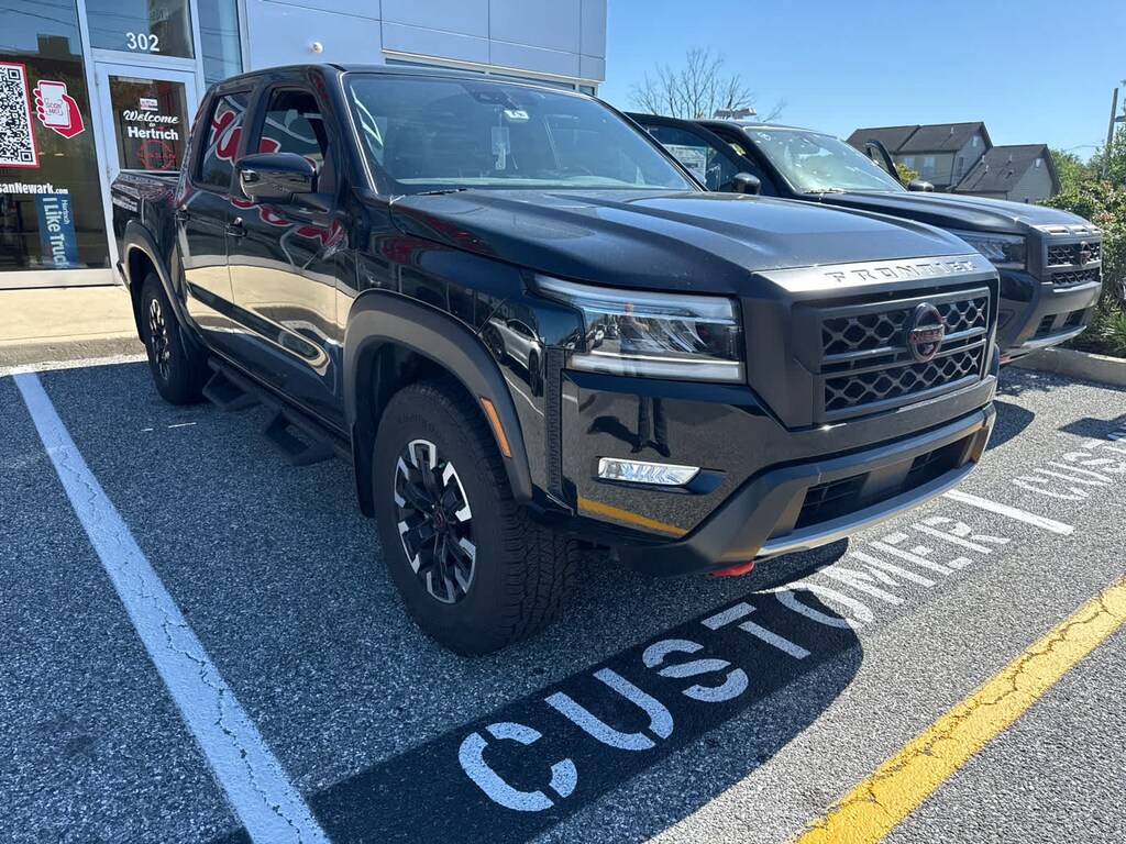 Certified 2023 Nissan Frontier PRO-4X Crew Cab 4x4 Auto Crew Cab 4x4 Auto
