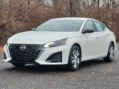 2025 Nissan Altima S Sedan
