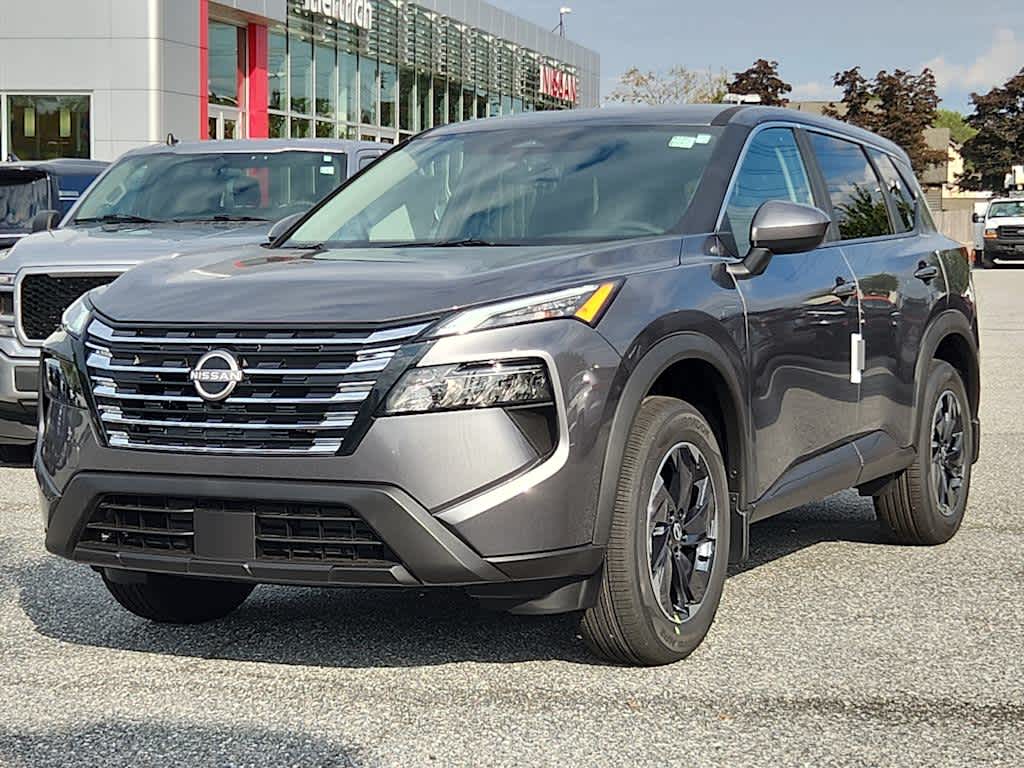 2026 Nissan Rogue SV AWD photo 3