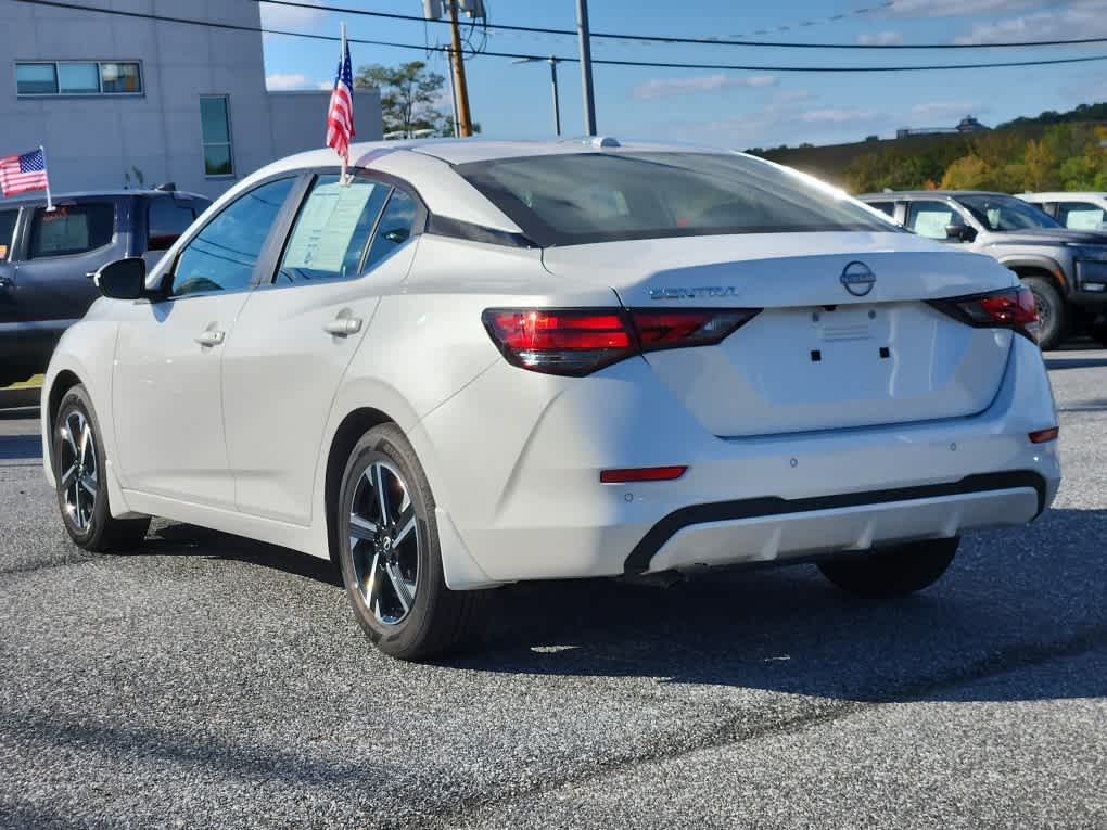 2025 Nissan Sentra SV photo 4