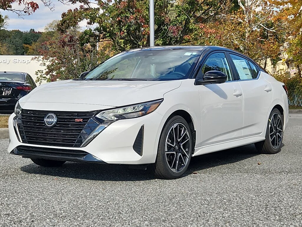 New 2025 Nissan Sentra SR Sedan