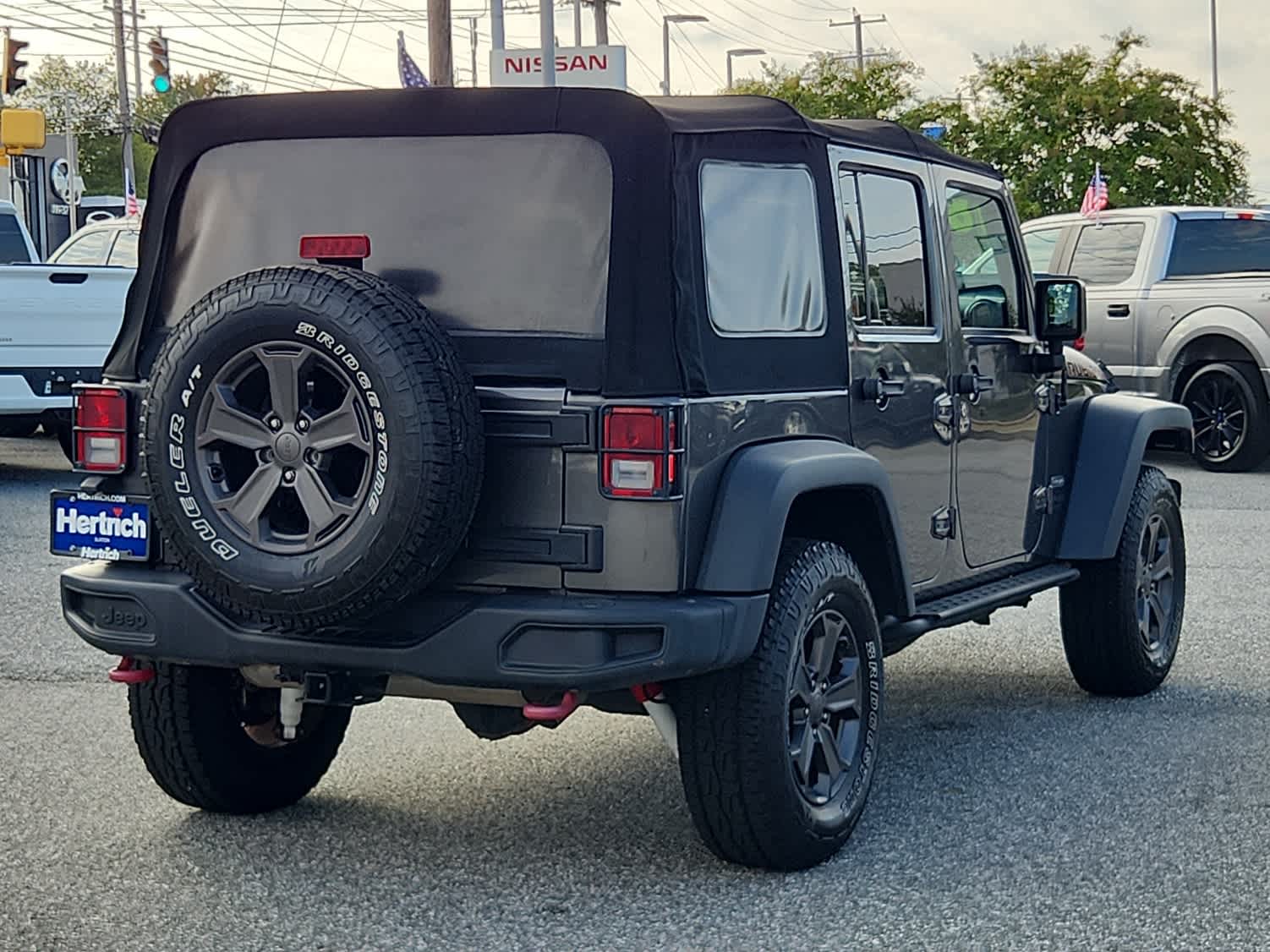 2018 Jeep Wrangler Unlimited Rubicon Recon photo 3