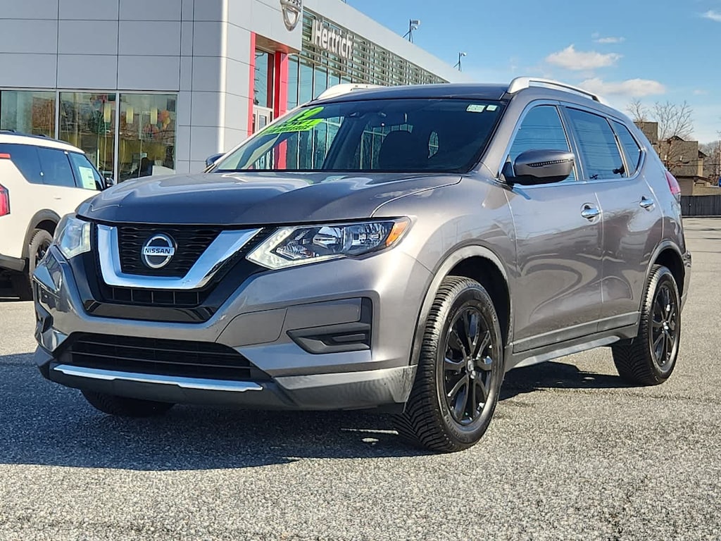 Used 2019 Nissan Rogue SV AWD