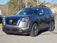 2025 Nissan Pathfinder SV SUV