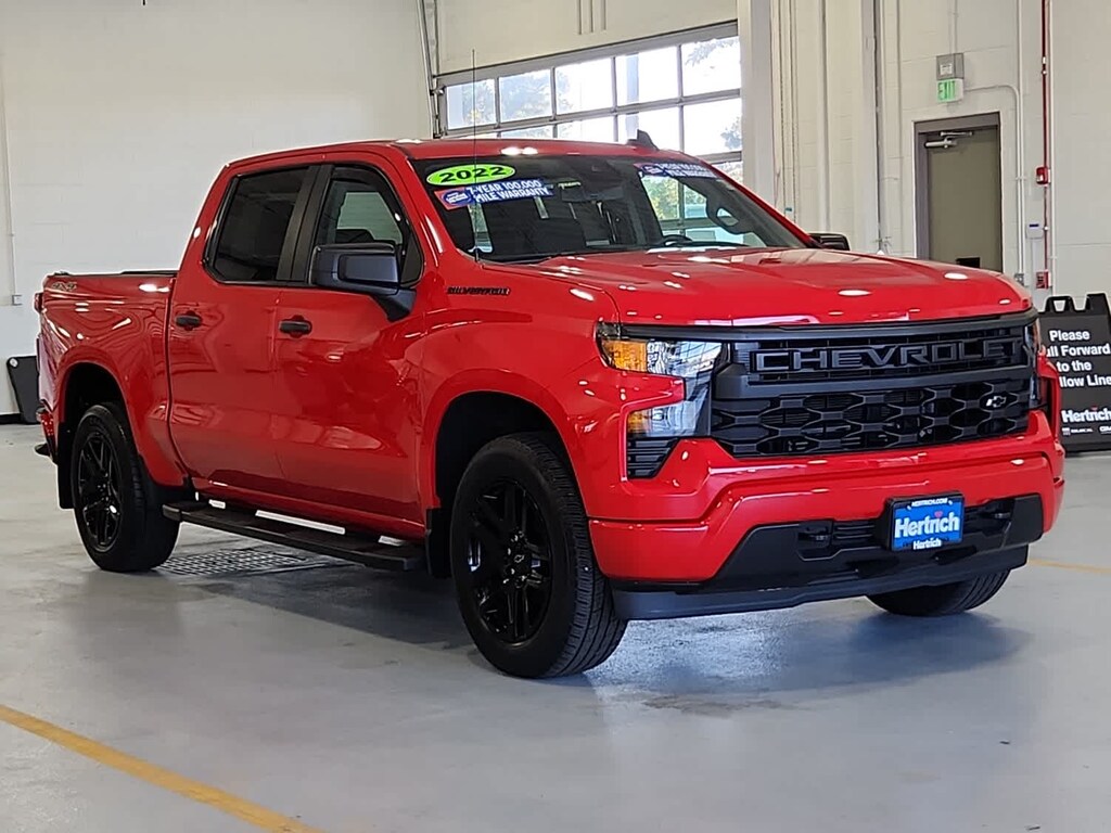 Used 2022 Chevrolet Silverado 1500 Custom 4WD Crew Cab 147 4WD Crew Cab 147