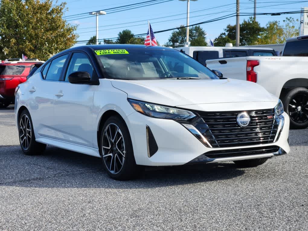 2025 Nissan Sentra SR photo 2