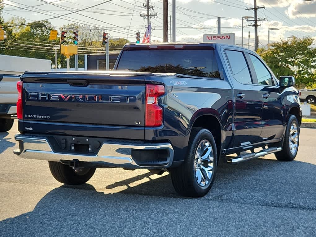 2020 Chevrolet Silverado 1500 LT photo 3