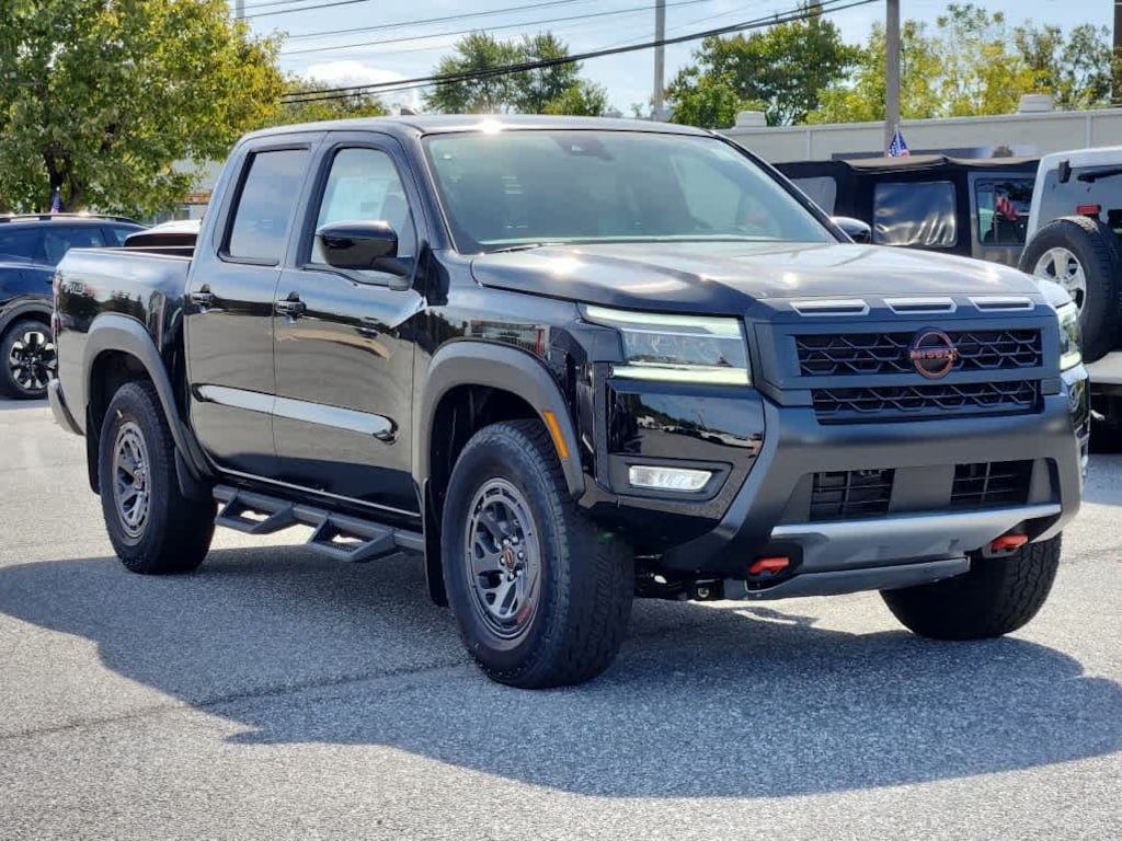 New 2025 Nissan Frontier PRO-4X Truck Crew Cab