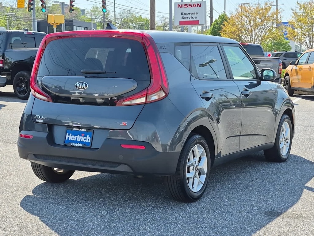 Used 2021 Kia Soul S IVT