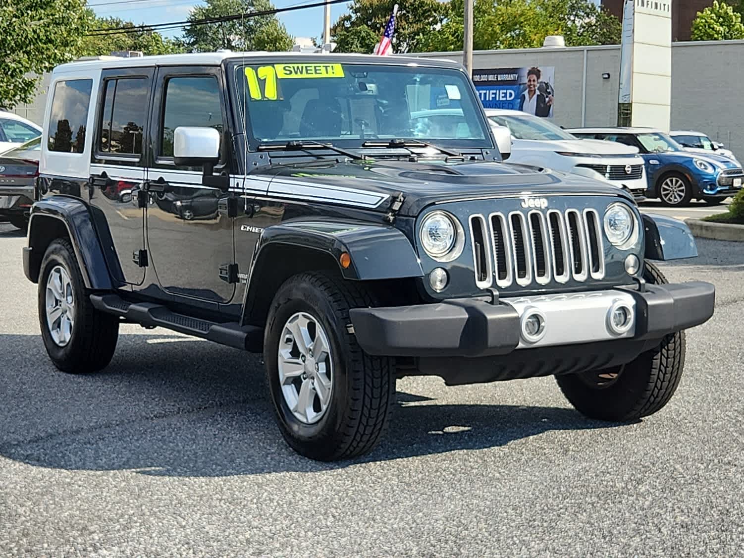 2017 Jeep Wrangler Unlimited Chief photo 2